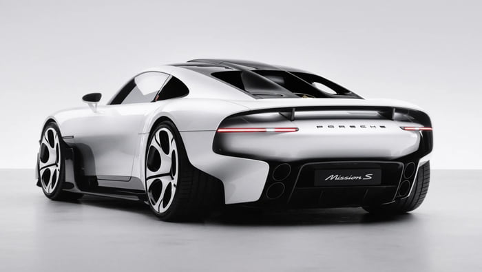 Забудь про Tesla, посмотри, что нового у Porsche...